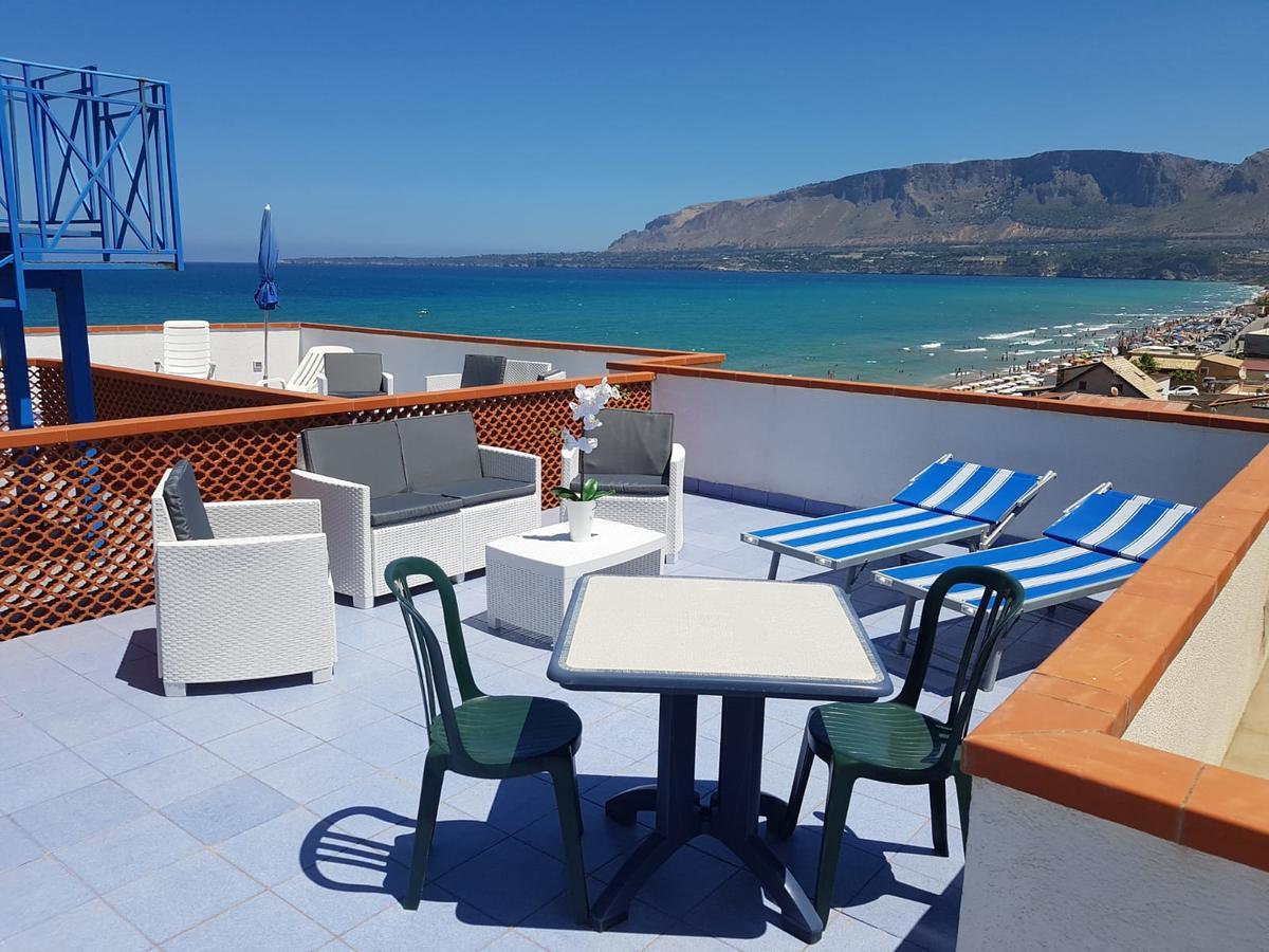 Le Palme Vacanze Trappeto  Ngoại thất bức ảnh